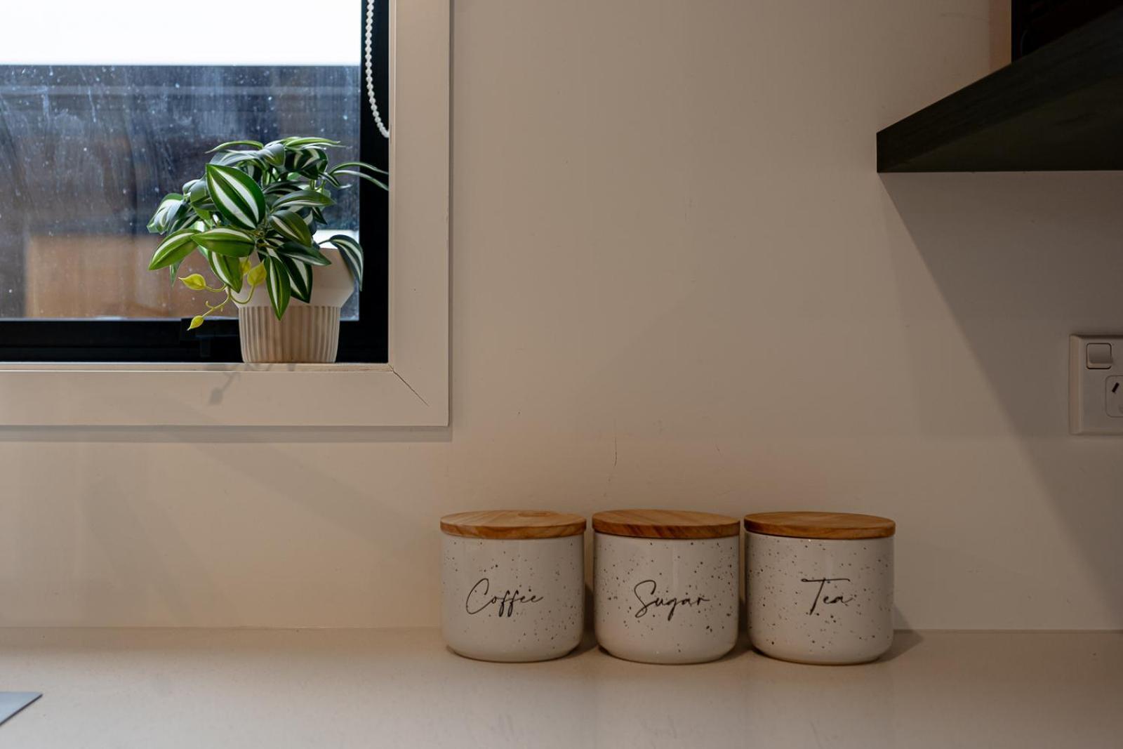 Modern 2 Bedroom Townhouse In Cbd With Parking! Sleeps 5 Christchurch Exterior foto