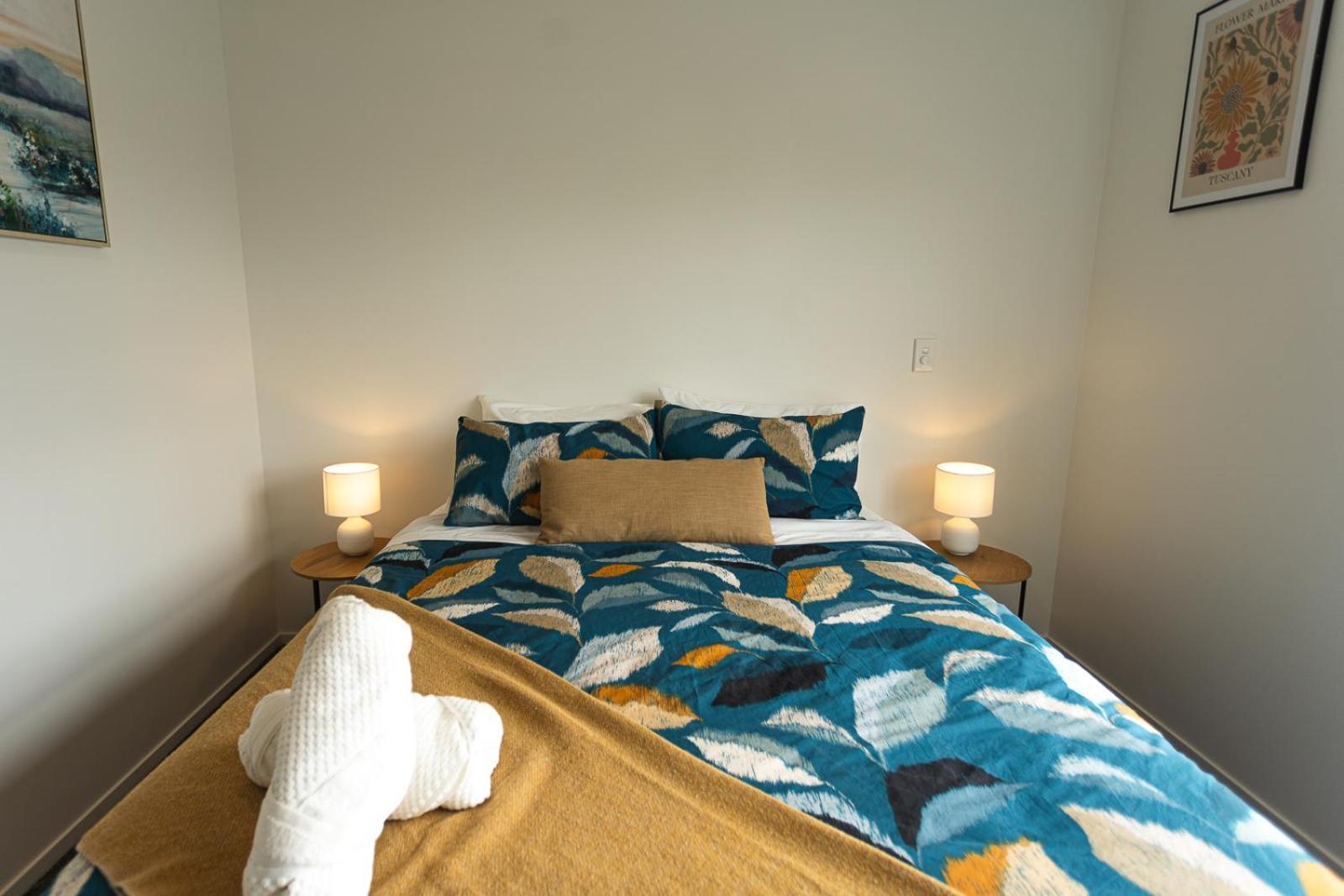 Modern 2 Bedroom Townhouse In Cbd With Parking! Sleeps 5 Christchurch Exterior foto