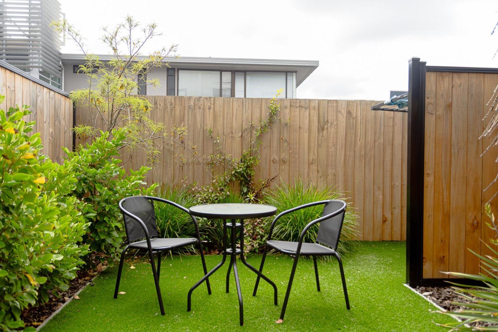 Modern 2 Bedroom Townhouse In Cbd With Parking! Sleeps 5 Christchurch Exterior foto